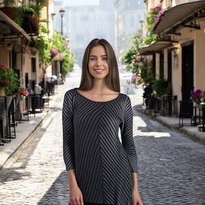 Cable & Gauge Women's Asymmetrical Stripe Sweater Tunic M Black Grey 30" VG